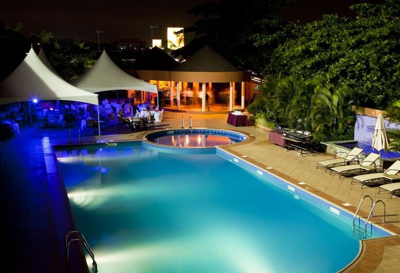 هتل The African Regent