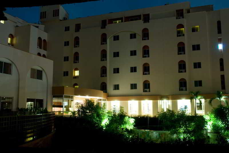 هتل The African Regent