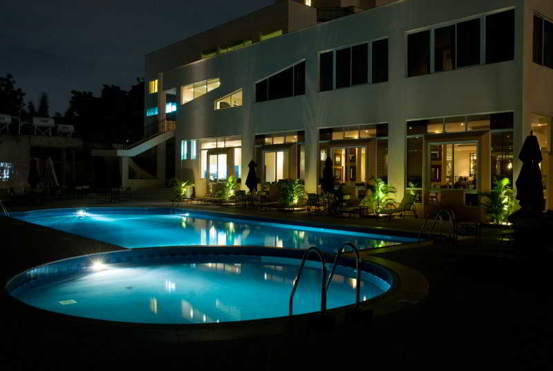 هتل The African Regent