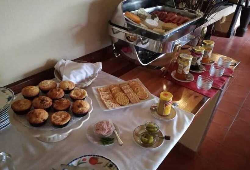 هتل Altes Landhaus Country Lodge