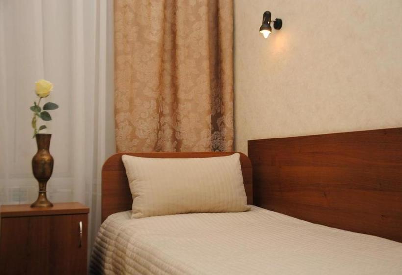 בית מלון כפרי Atmosphera Petrogradskiy