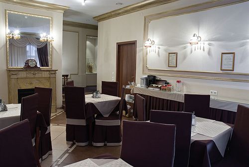 فندق Aurora Petrogradskaya