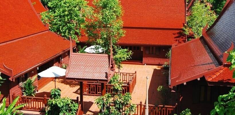 Отель Baan Amphawa Resort & Spa