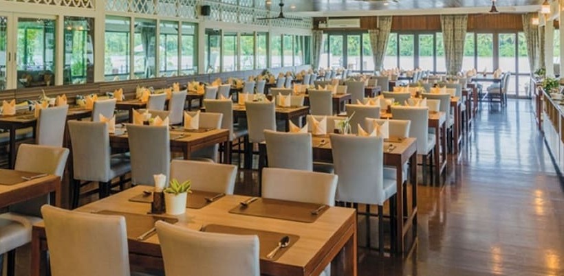 Отель Baan Amphawa Resort & Spa