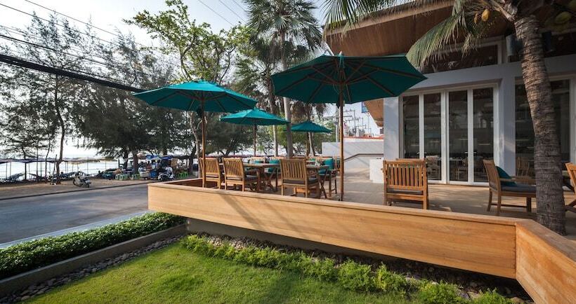 Отель Bannpantai Resort