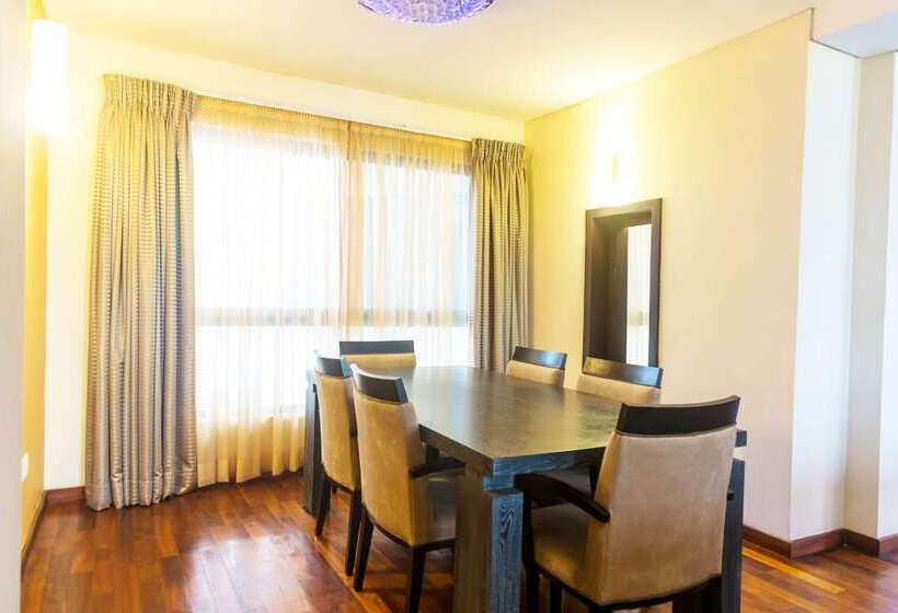 هتل Best Western Premier Accra Airport