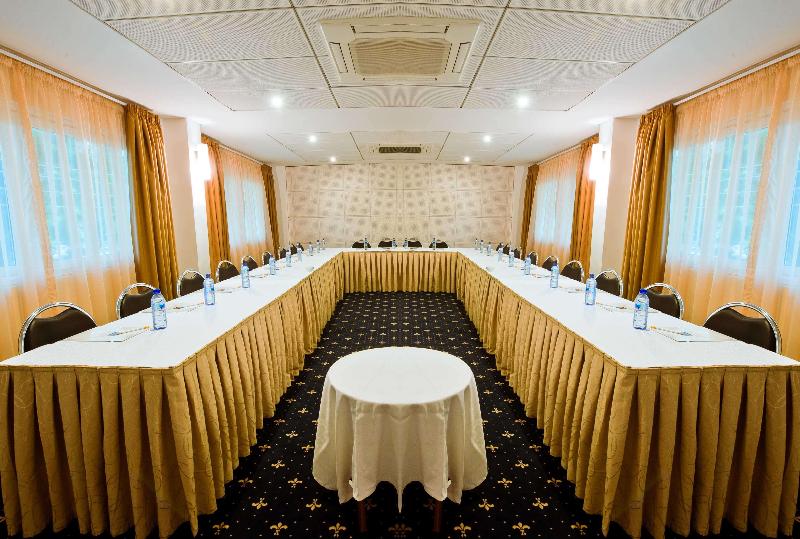 هتل Best Western Premier Accra Airport