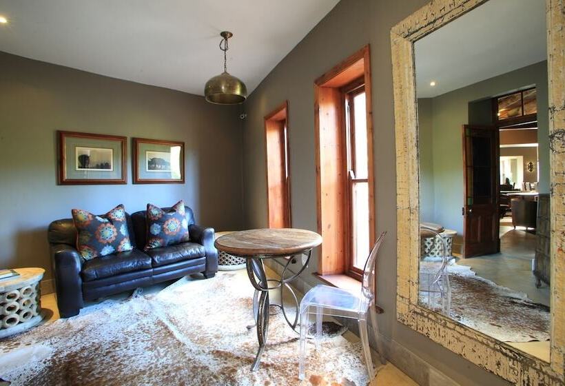 בית מלון כפרי Botlierskop Private Game Reserve