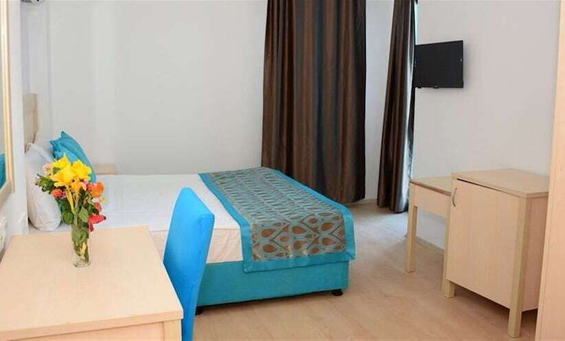 فندق Carina Resort