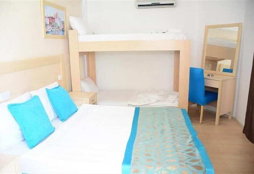 בית מלון כפרי Carina Resort