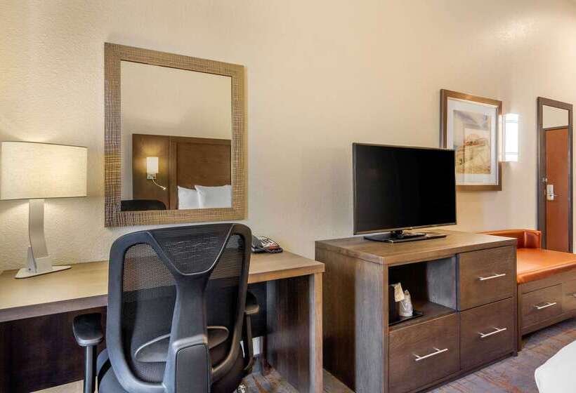 فندق Comfort Inn & Suites Brighton Denver Ne Medical Center