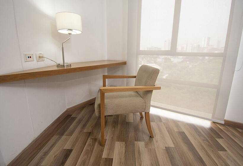 Отель Cosmos   Cali