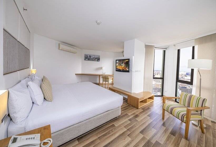 Отель Cosmos   Cali