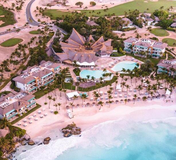 Отель Eden Roc Cap Cana