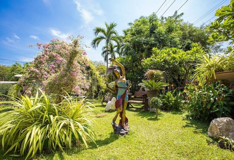 First Pacific Hotel And Convention