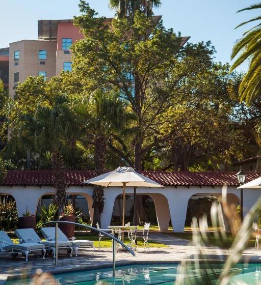 Отель Garden Court Polokwane