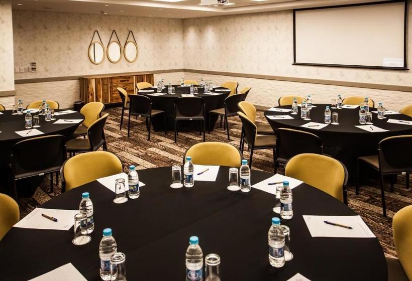 Отель Garden Court Polokwane