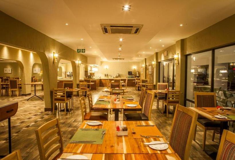 Отель Garden Court Polokwane