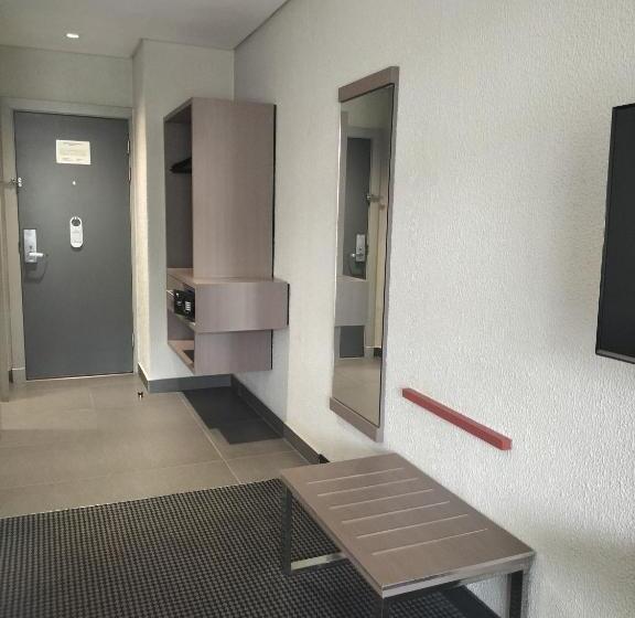 Отель Garden Court Polokwane