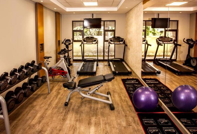 Отель Garden Court Polokwane