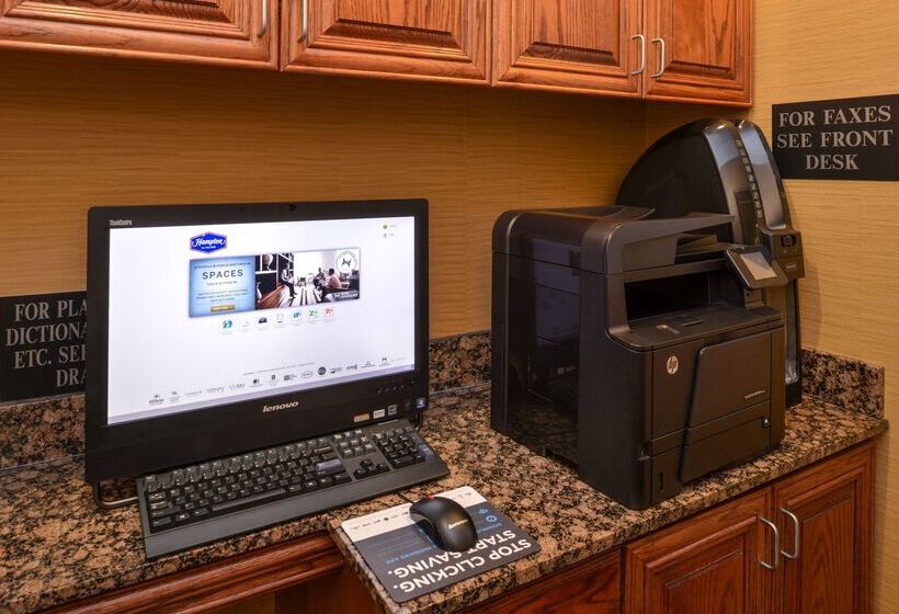 هتل Hampton Inn & Suites Greenville