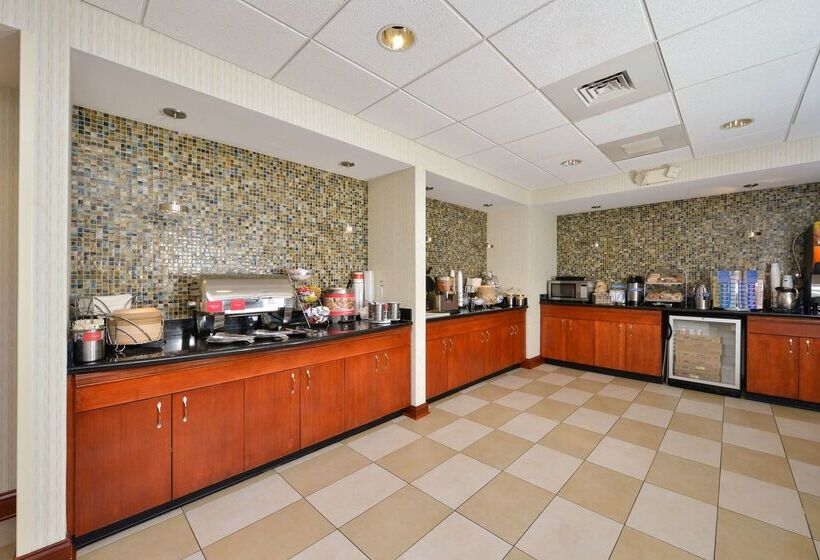 فندق Hampton Inn Farmville, Va