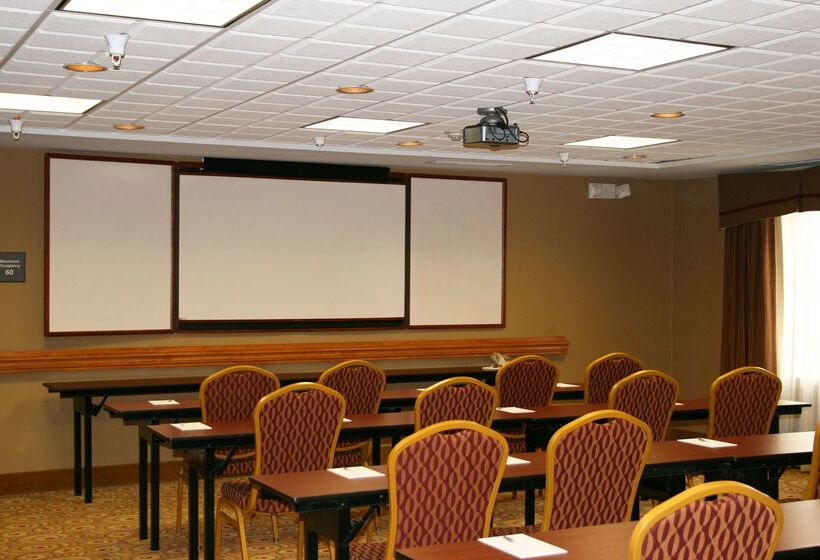 فندق Hampton Inn & Suites Fremont