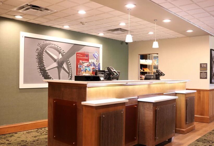 فندق Hampton Inn & Suites Fremont