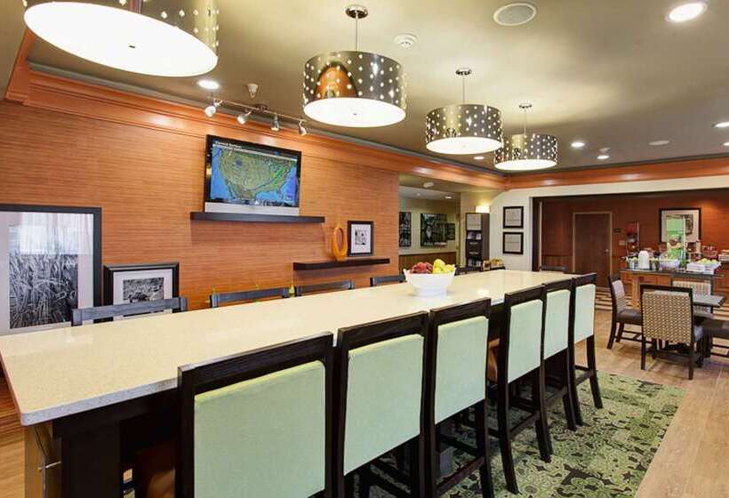 فندق Hampton Inn & Suites Fremont