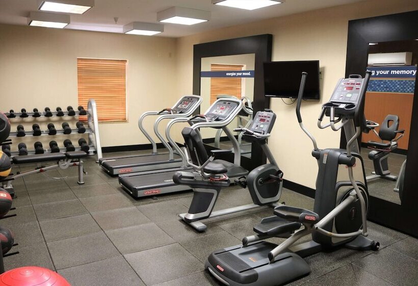 فندق Hampton Inn & Suites Fremont