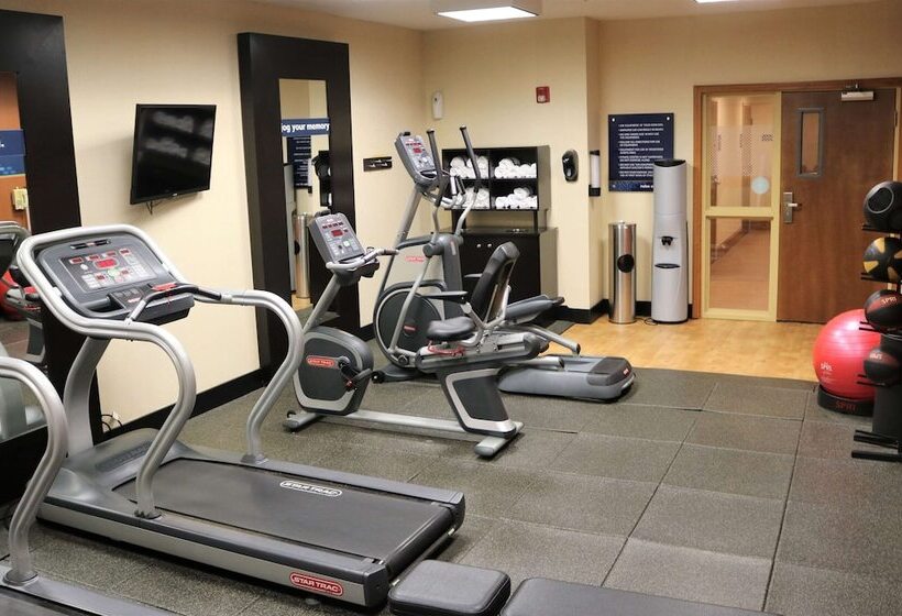 فندق Hampton Inn & Suites Fremont