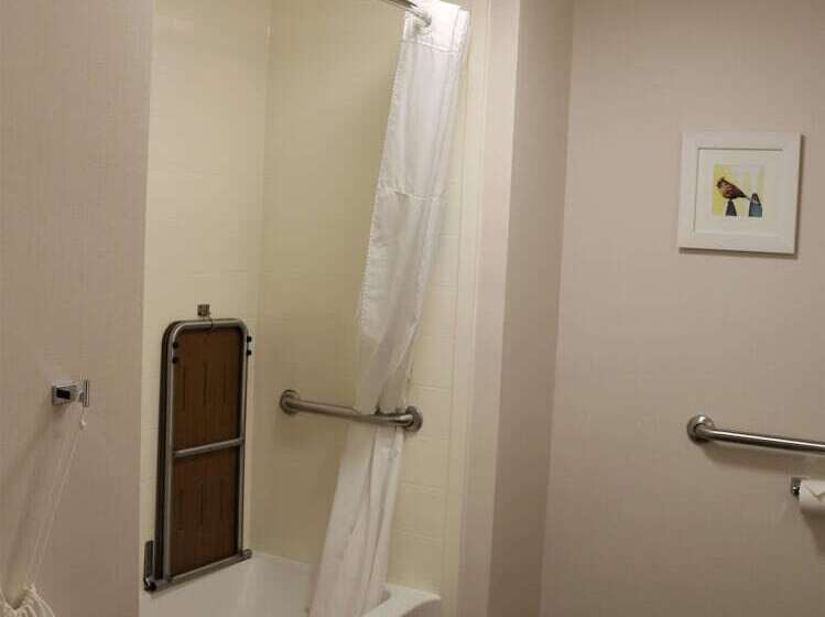 فندق Hampton Inn & Suites Fremont