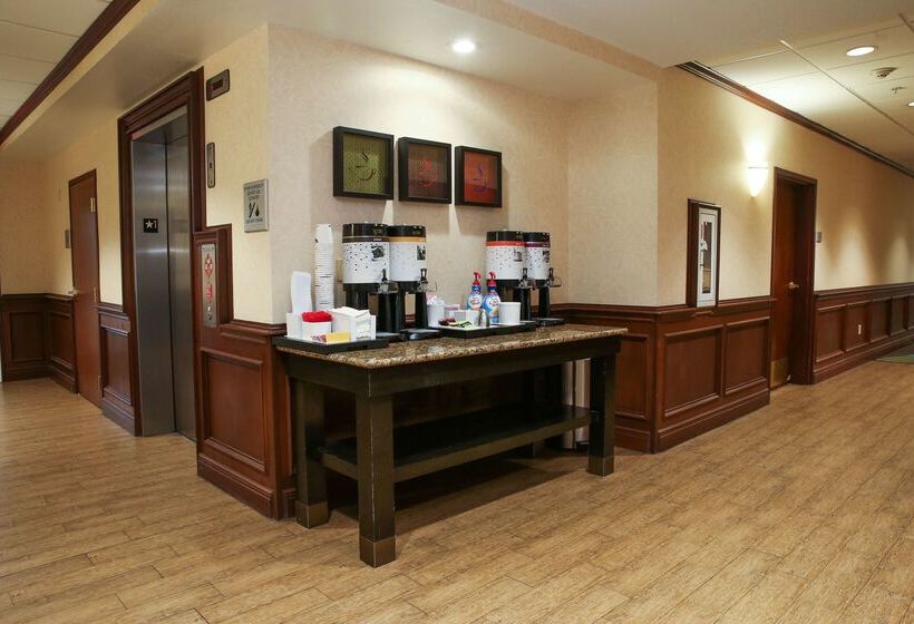 호텔 Hampton Inn Kingsville