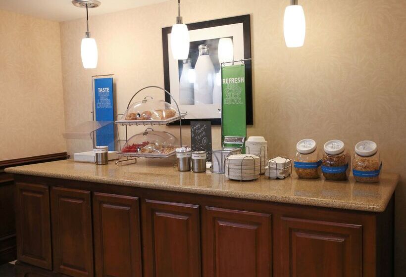 호텔 Hampton Inn Kingsville