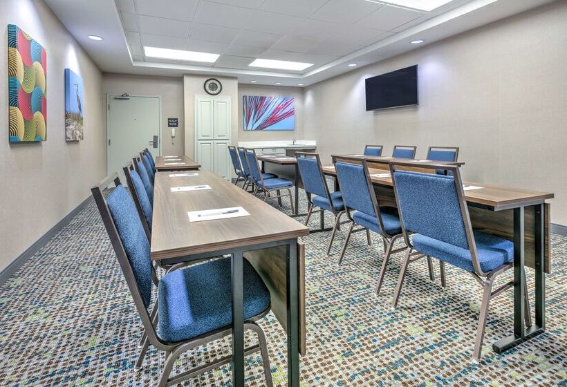 هتل Hampton Inn Kingsville