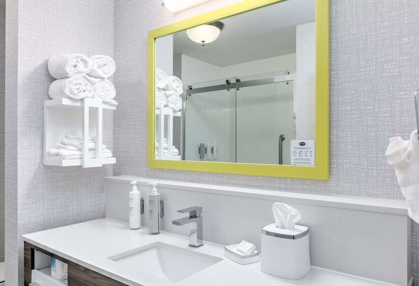 هتل Hampton Inn Kingsville