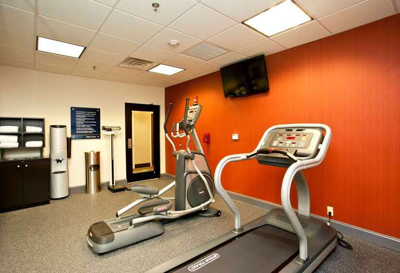 호텔 Hampton Inn Martinsburg Southinwood