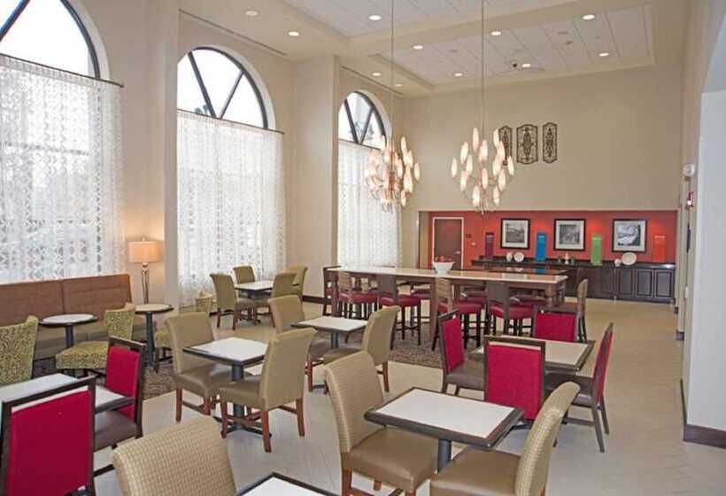Отель Hampton Inn Schenectady Downtown