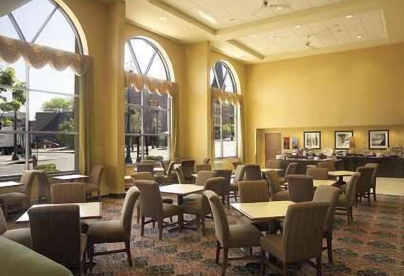 فندق Hampton Inn Schenectady Downtown