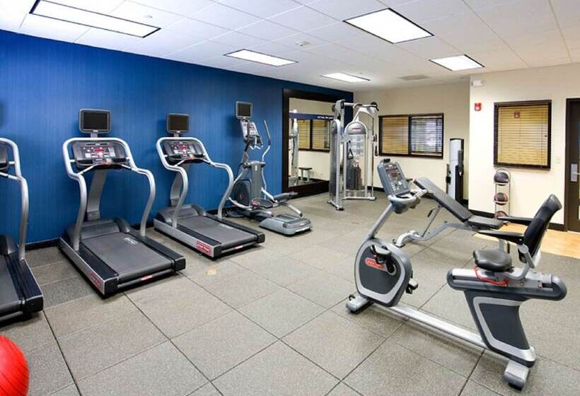 Отель Hampton Inn Schenectady Downtown