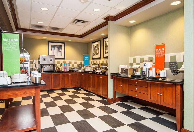 فندق Hampton Inn South Kingstown   Newport Area