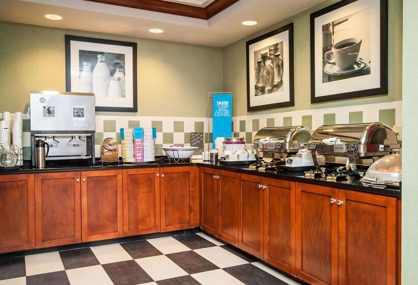 فندق Hampton Inn South Kingstown   Newport Area