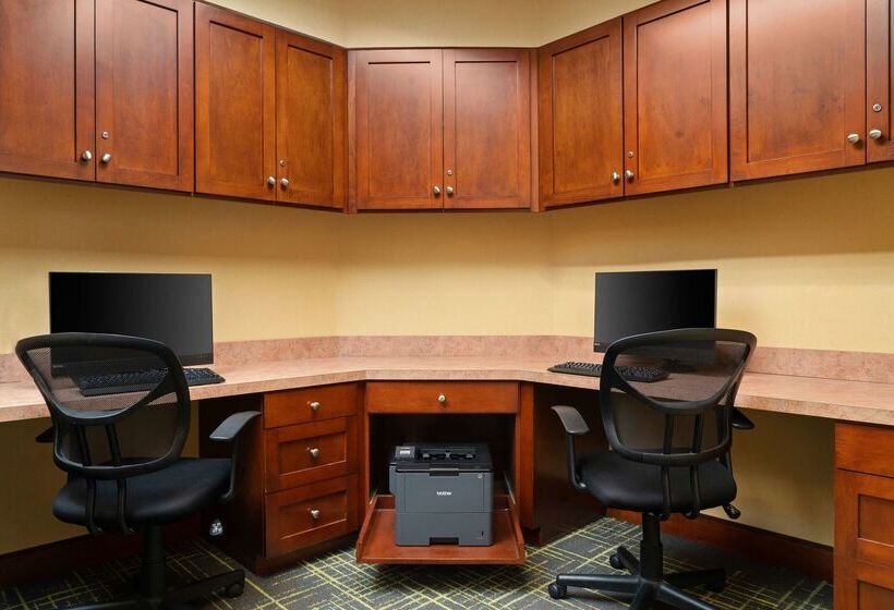 בית מלון כפרי Hampton Inn South Kingstown   Newport Area