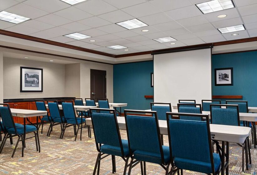 בית מלון כפרי Hampton Inn South Kingstown   Newport Area