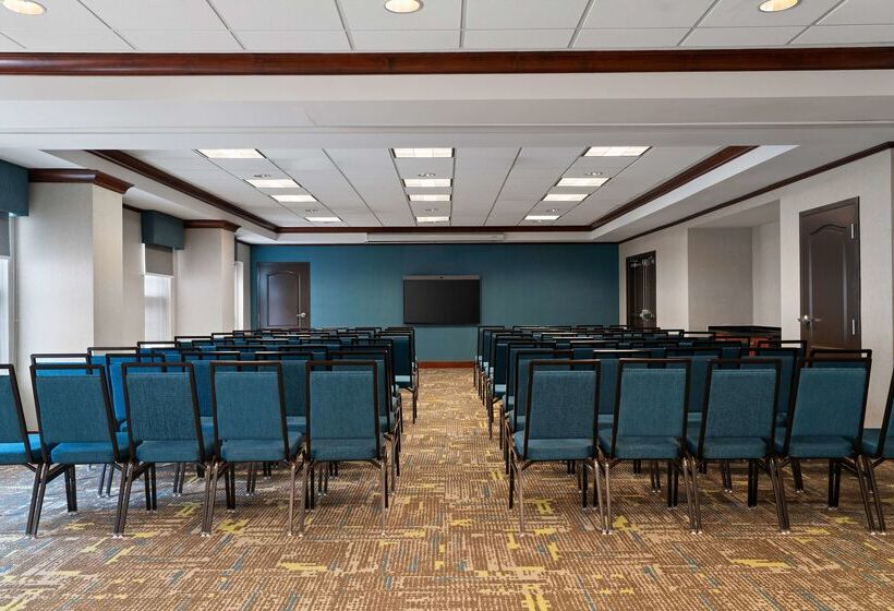 בית מלון כפרי Hampton Inn South Kingstown   Newport Area