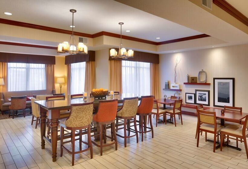 호텔 Hampton Inn Tremonton