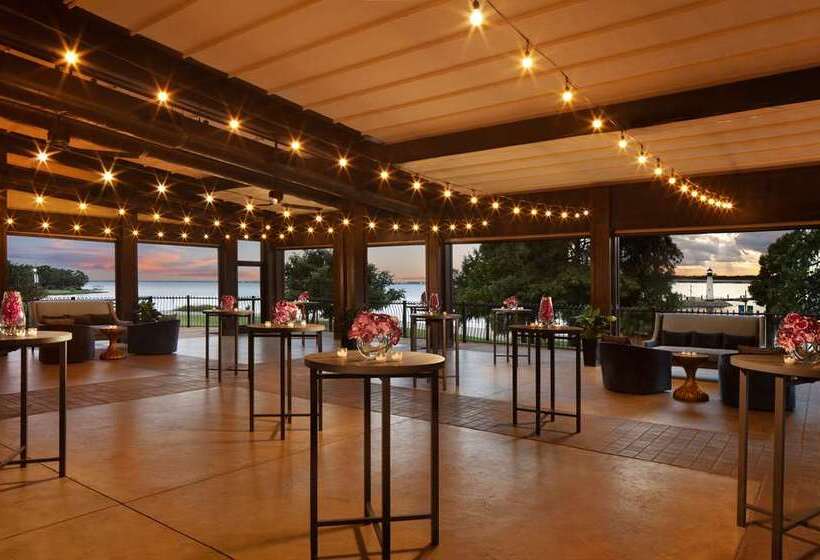 בית מלון כפרי Hilton Dallas/rockwall Lakefront