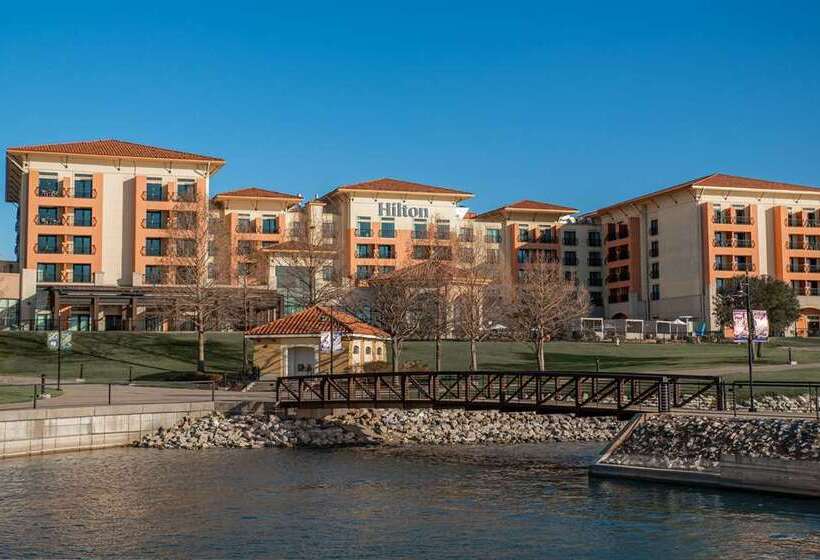 בית מלון כפרי Hilton Dallas/rockwall Lakefront