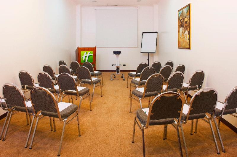 ホテル Holiday Inn Accra Airport By Ihg