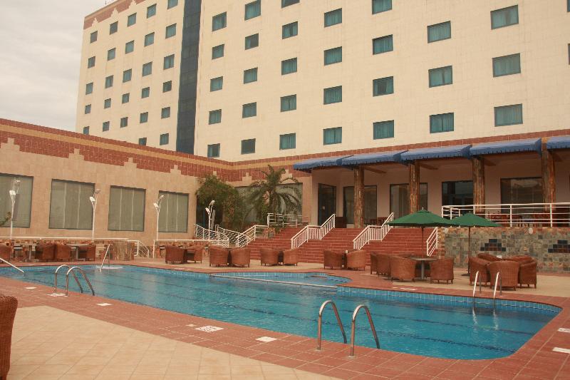 هتل Holiday Inn Accra Airport By Ihg
